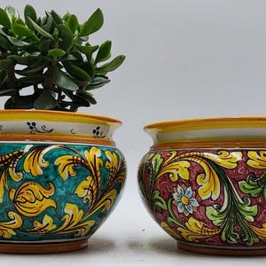 Handmade Round Ceramic Cachepot – Caltagirone Pottery Planter – 22.5cm x 16cm (8.85” x 6.3”) – Sicilian Majolica Flower Pot