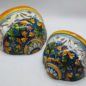 Hand-Painted Sicilian Wall Planter – Authentic Ceramica di Caltagirone, Traforato Design, Made in Italy