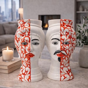 Cabezas moriscas sicilianas modernas de 24 cm (9,44") – Pareja de cerámica artesanal de Caltagirone – Arte decorativo contemporáneo