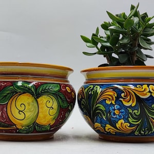 Handcrafted Caltagirone Ceramic Vase Holder – Hand-Painted Italian Pottery – Sicilian Decor – Majolica Flower Vase