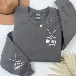 Hockey Mom Crewneck, Personalized Hockey Mom Sweatshirt, Hockey Mama Gift, Ice Hockey Player Mom Sweatshirt, Hockey parent