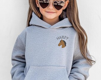 meisjes paardensweater op maat, geborduurd paard ronde hals, sweatshirt paardenliefhebber jeugd, meisje dat van paarden houdt, paardrijdensweater