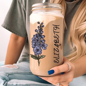 Personalized Iced Coffee Cup Floral Retro, Custom Iced Coffee Cup with Name & Straw, Reusable Tumbler, Bridesmaid Gift, Bridesmaid Proposal.