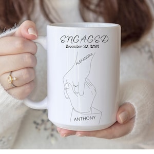 Personalized Engaged Coffee Cup, Custom Engagement Gift with Couples Names & Date, Bachelorette Mug,Romantic Ceramic Gift for Newly Engaged.