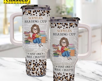 Gepersonaliseerd slechts één meer hoofdstuk Reading Cup Tumbler 40 Oz, cadeau voor haar, aangepaste naam verjaardagscadeau, cadeau voor boekenliefhebber, Tumbler cadeau