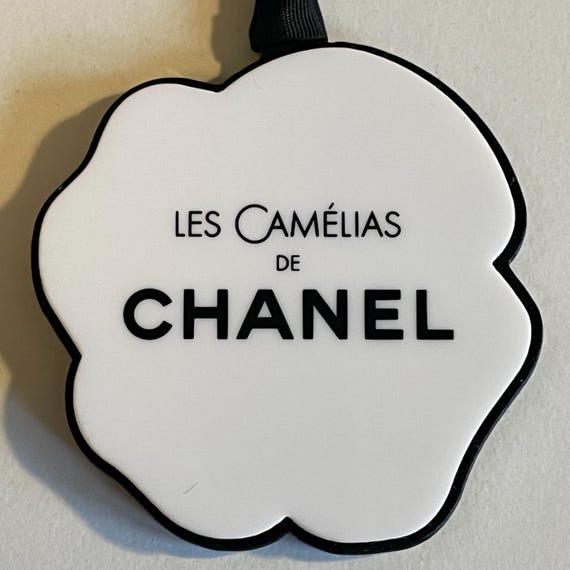 Rare CHANEL Les Camélias Bag Charm – Double Camellia Black & White