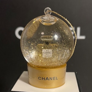 Perfume No 5 Snow globe, Valentine&#39;s gift, Limited edition, Collector&#39;s item, Authentic, Vintage, Very good condition