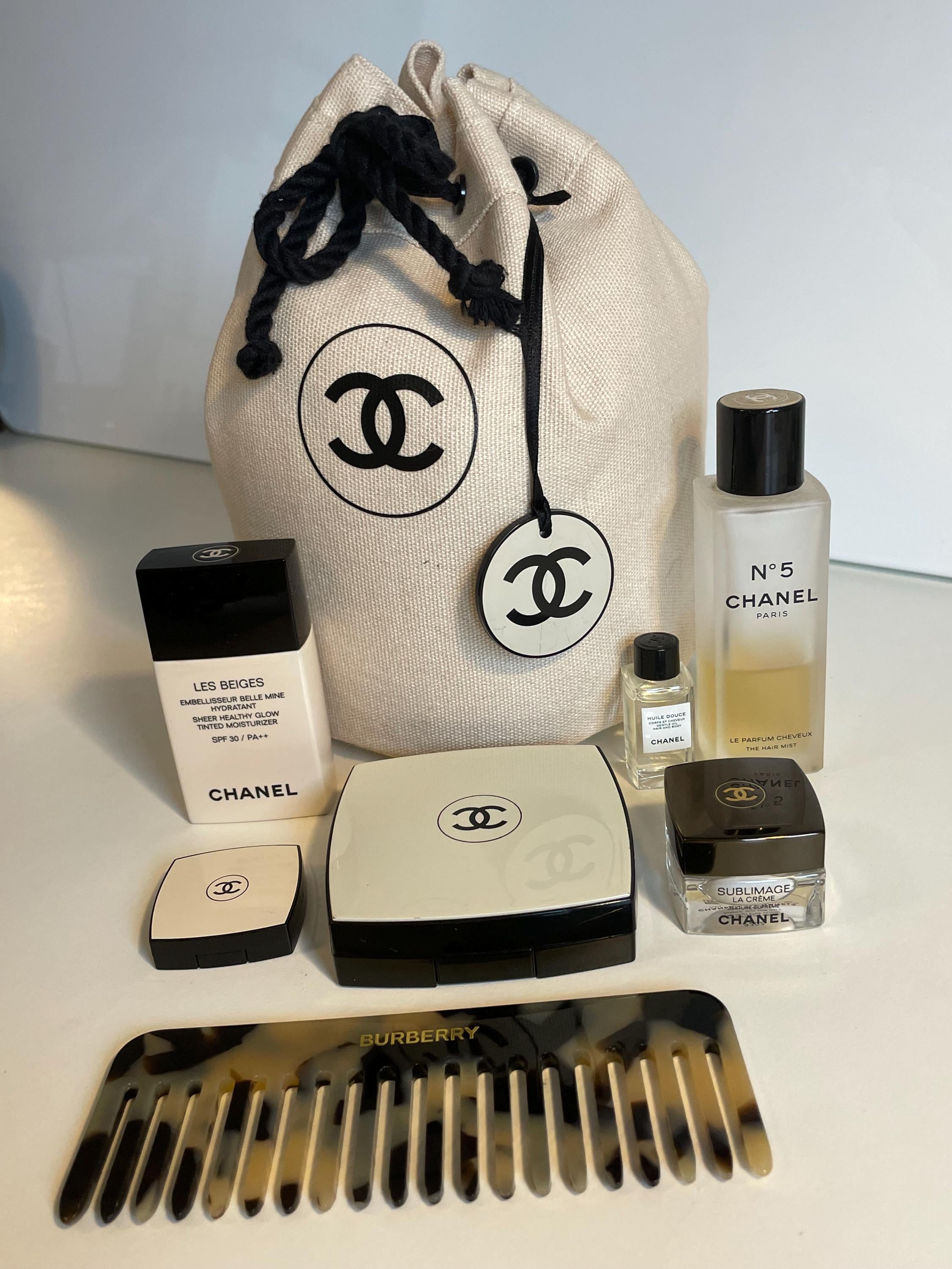 Rare CHANEL Les Beiges Drawstring Bag With Resin CC Logo Charm