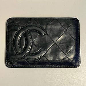 Porta-cartões Chanel autêntico, porta-cartões, couro preto acolchoado, logotipo CC, vintage