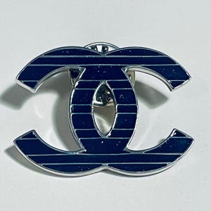 Chanel CC Logo Enamel Hairpin Large Chanel Black Resin Camellia CC Pin Brooch Chanel | TLC US main image 3