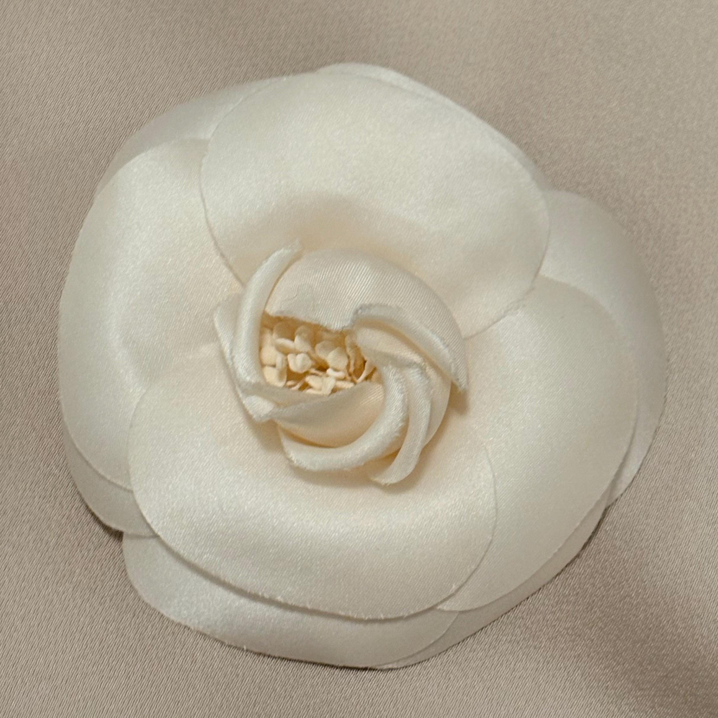 Chanel White Camellia Brooch Bridal Silk Flower Pin With Box