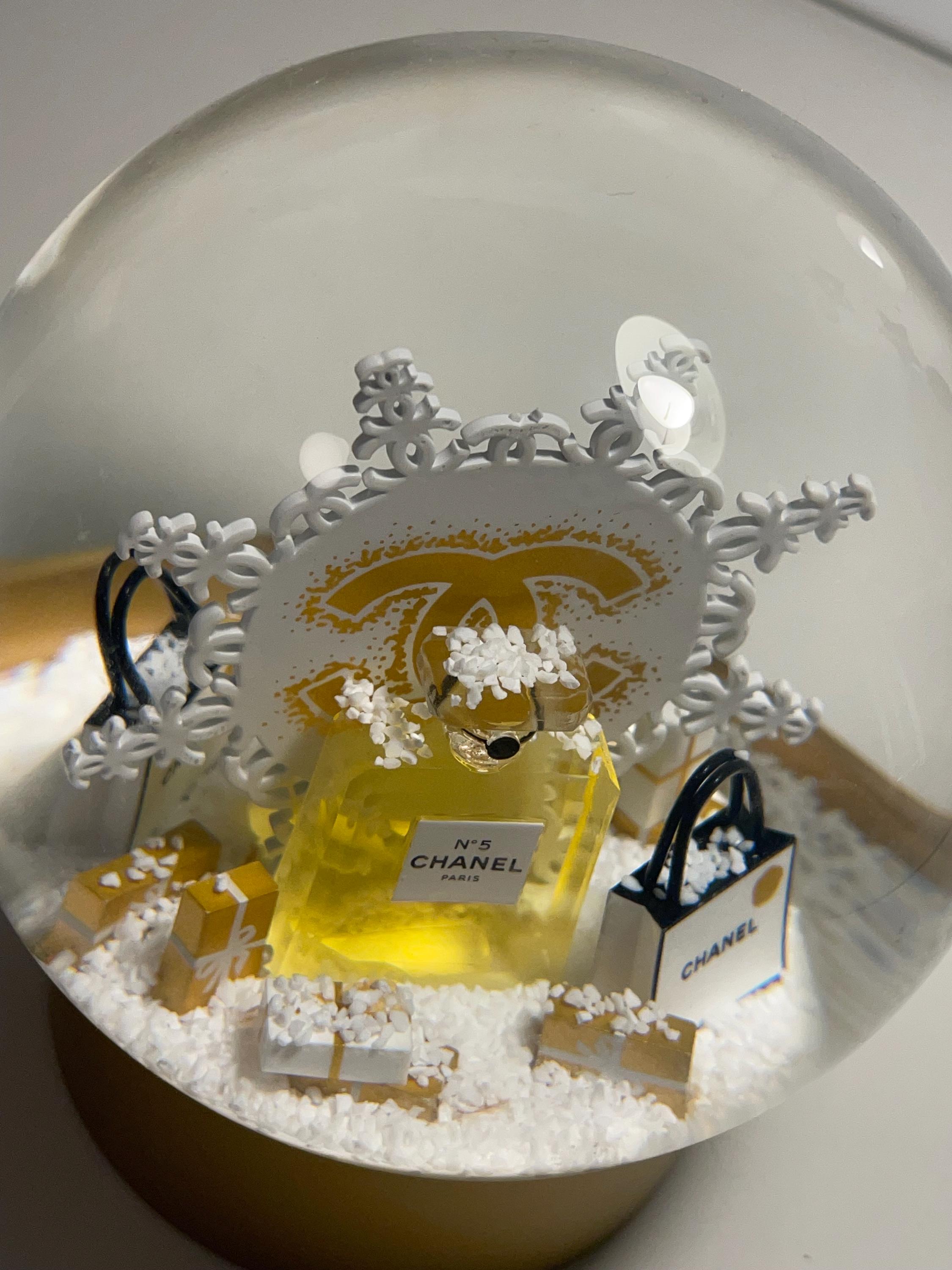 Chanel Sneeuwbol No.5 Gold Edition | Zeldzaam Vakantiestuk Voor