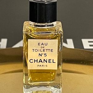 Chanel No 5 Eau de Toilette Miniature Perfume, 4 ml, Vintage, authentic