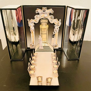 Chanel No 5 Eau Première EdP 5 ml Miniatuur Parfum Runway in een speciale opvouwbare 3D geschenkdoos, vintage Miniatuur