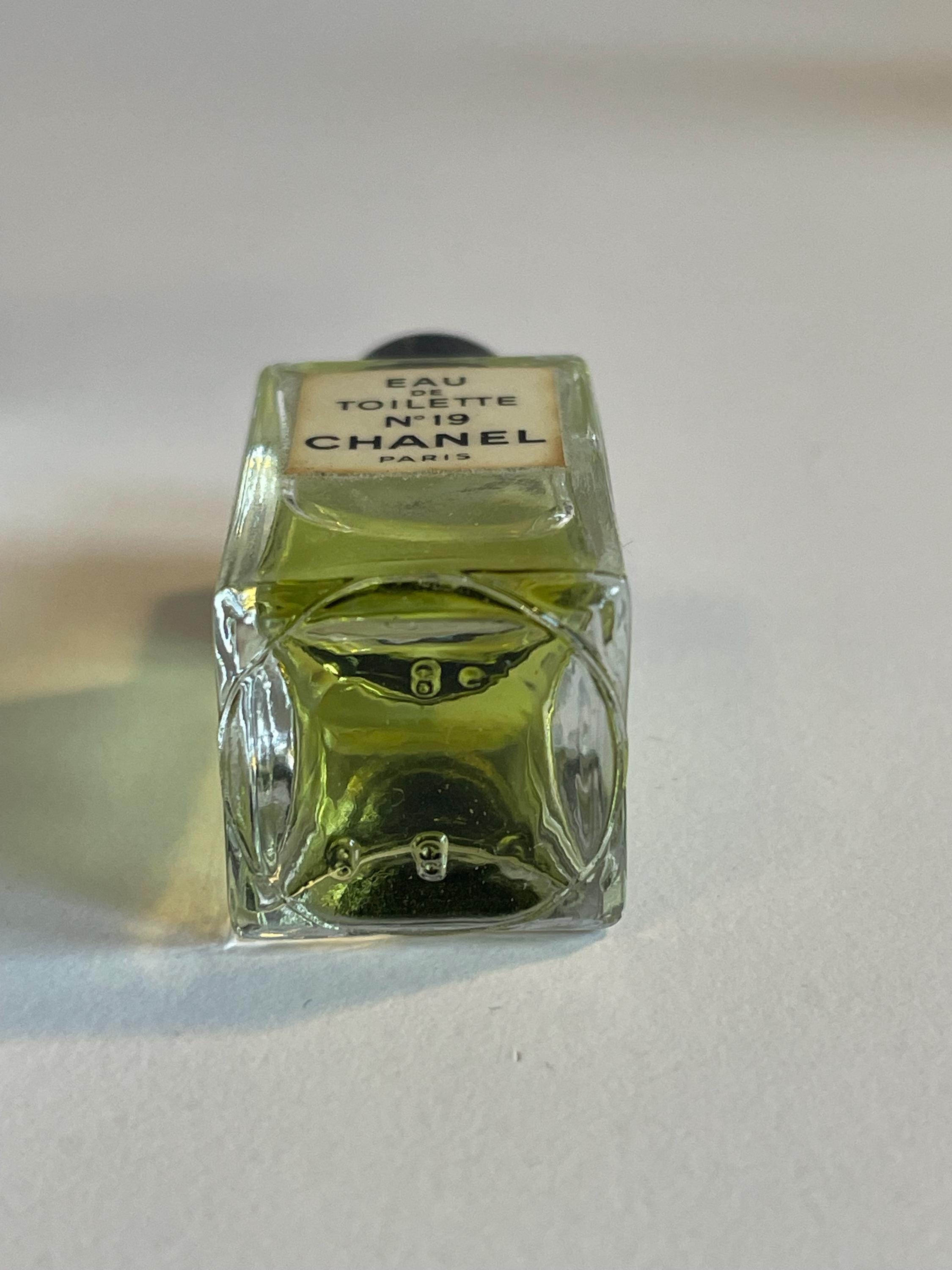 Chanel No 19 Eau De Toilette Miniature Perfume, 4 Ml, Vintage