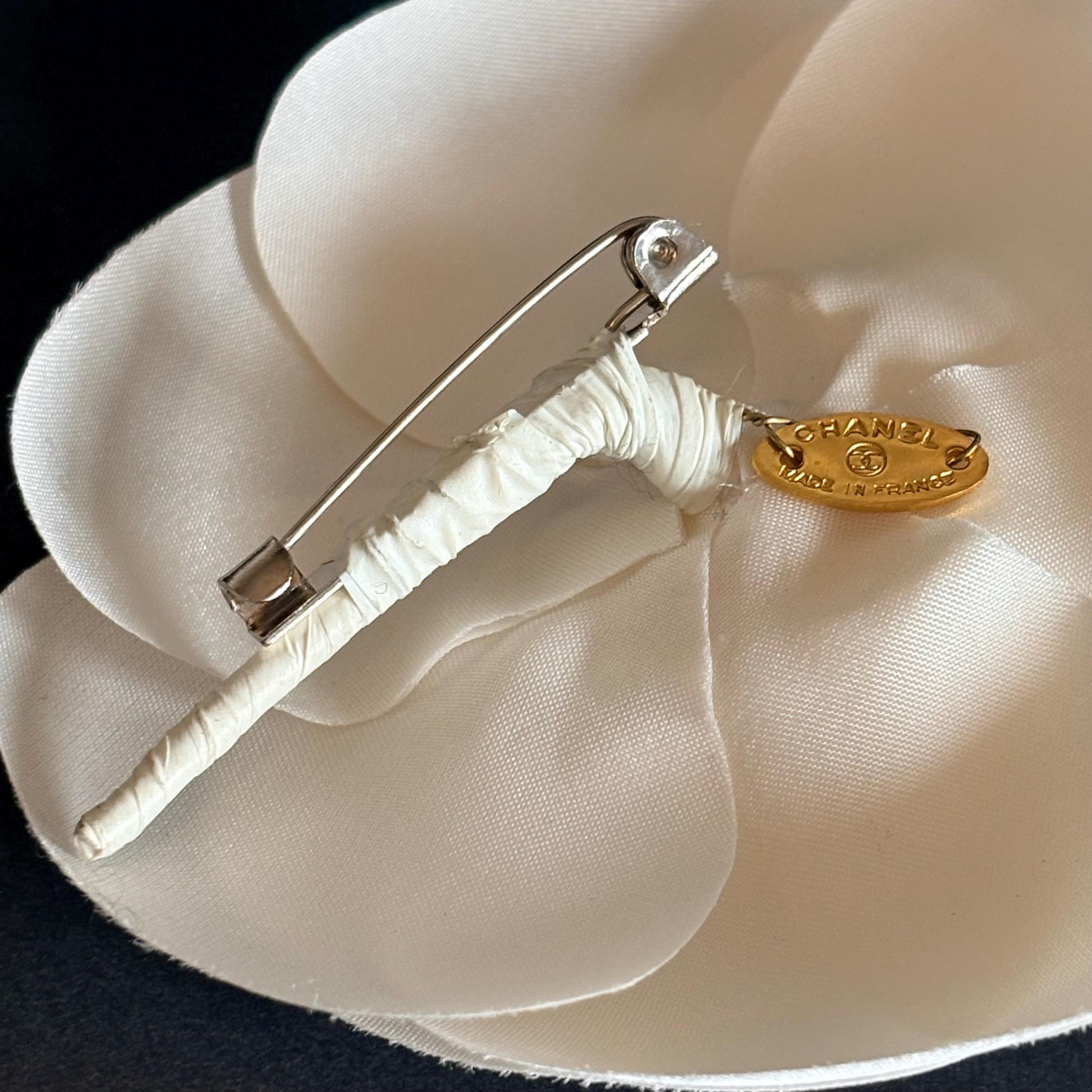 Chanel White Camellia Brooch Bridal Silk Flower Pin With Box