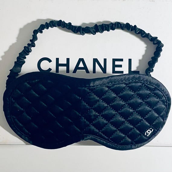Rare CHANEL Beauté Quilted Sleep Mask – Black Satin Finish with White CC Logo – VIP Gift Collectible