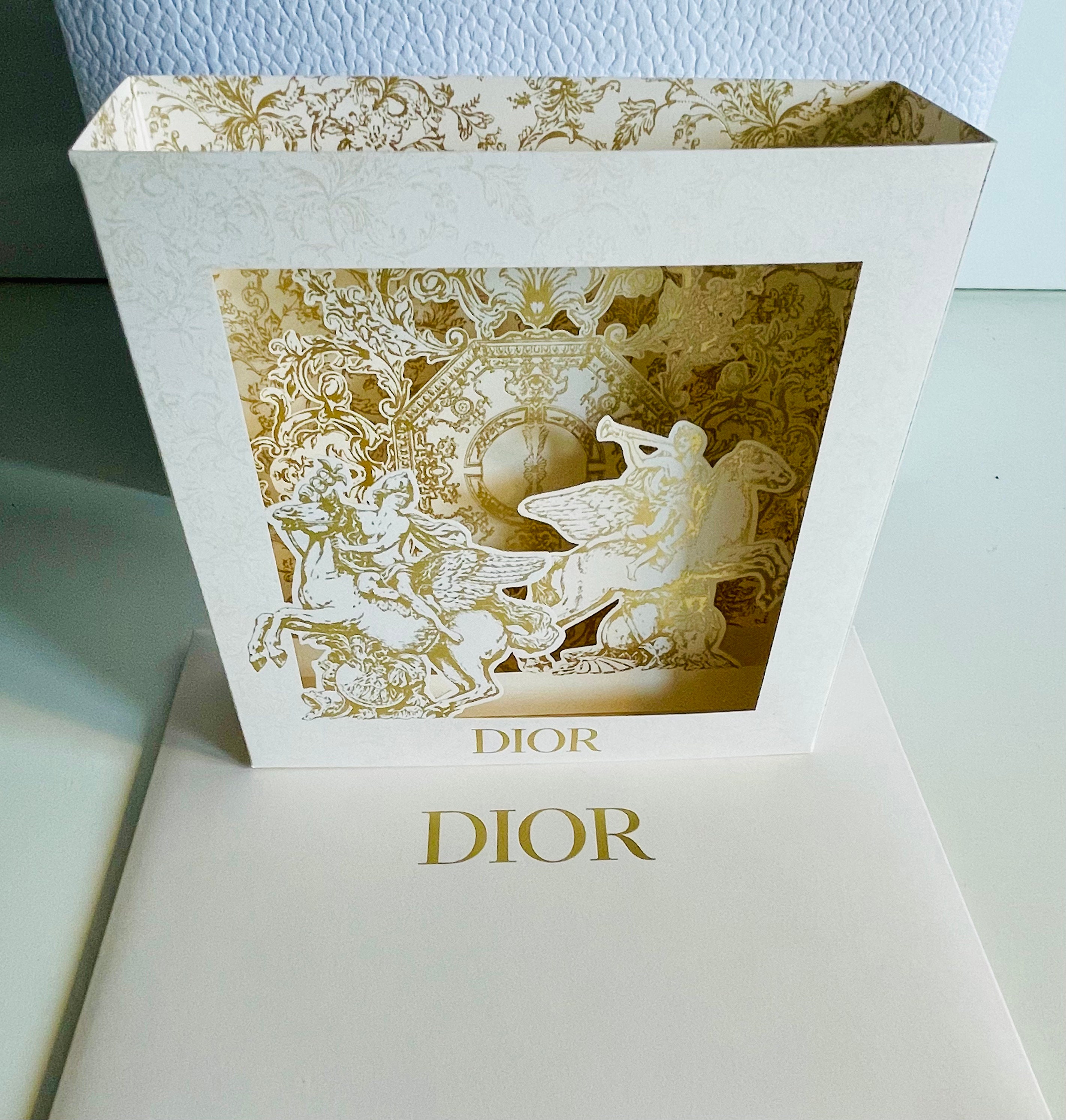 Rare DIOR 3D Greeting Card – Baroque Horse Riders & Castle Scene