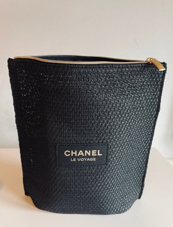 Vintage Chanel Le Voyage Raffia Cosmetic Bag – Black Woven Travel
