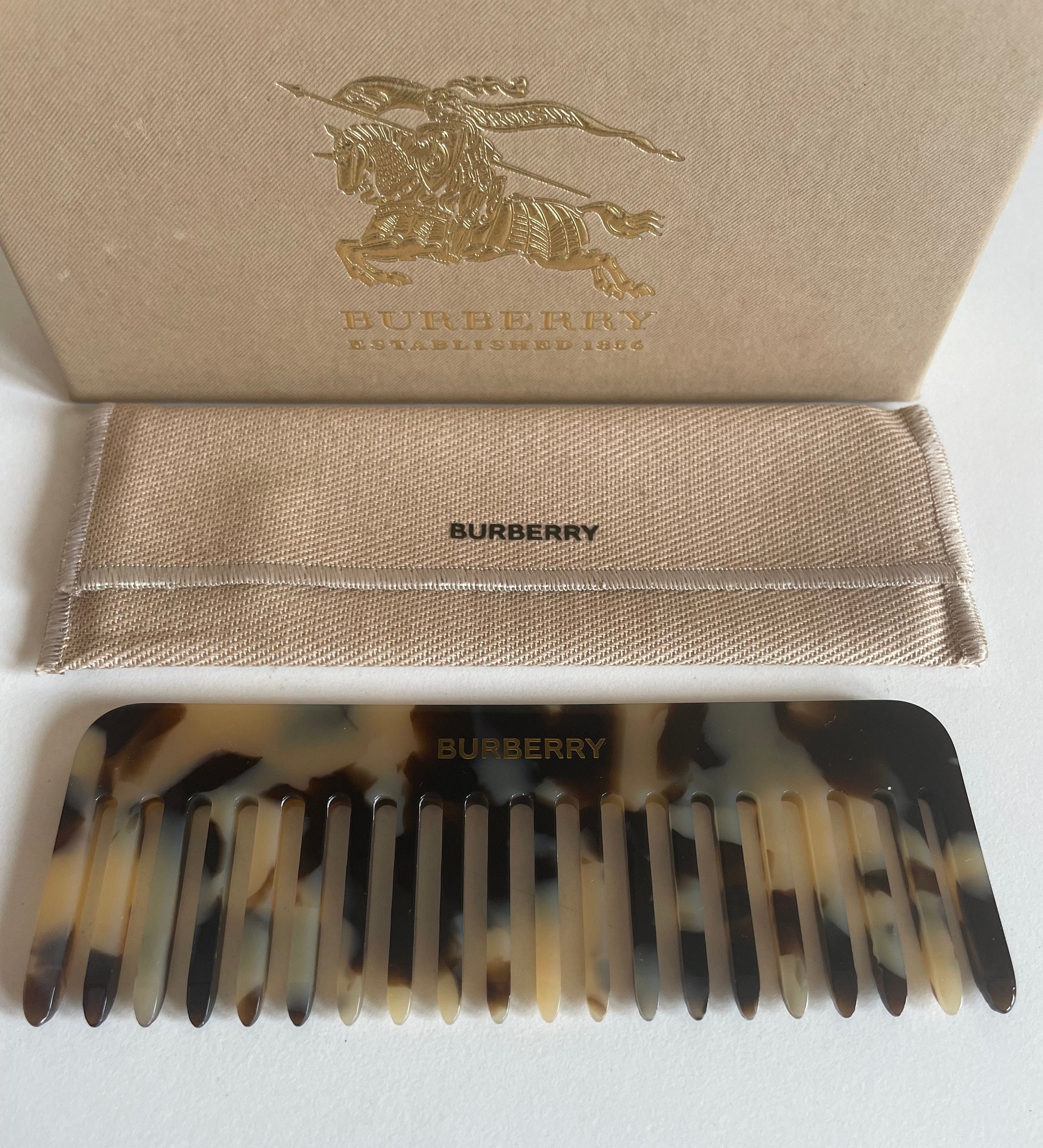 Burberry Authentic Ivory Marbled Pearl Hair Comb with Beige Pouch 2 pc set Ivory and Co Pearl Haze Silver Comb and Hair Pin Set main image 2