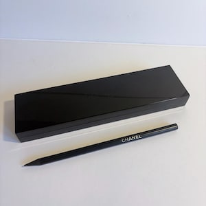 Chanel Maquillage Backstage case with original Chanel pencil – make up artist gift