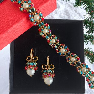 Christmas Jewelry Set For Women - Necklace, Earrings, Bracelet & Ring With Santa, Reindeer, Tree Motifs