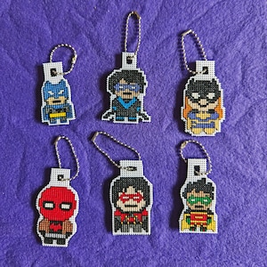 Batfamily cross stitch character keychains (Full Set)