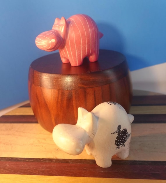 Small African Hand Carved Soapstone Hippopotamus Figure  Vintage‎ Soapstone Carved African Hippopotamus Hippo Figurine Sculpture main image 1