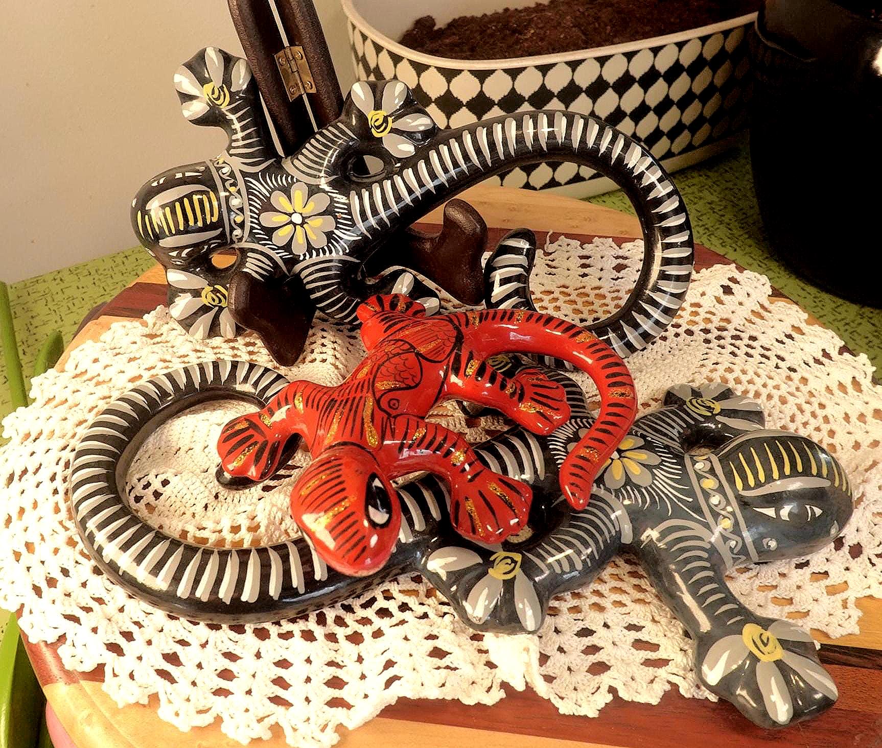 インディアン　アメリカ　アリゾナ　敷物　チマヨ　ハラコ　置物　雑貨　まとめて Mexican clay lizard - Etsy 日本