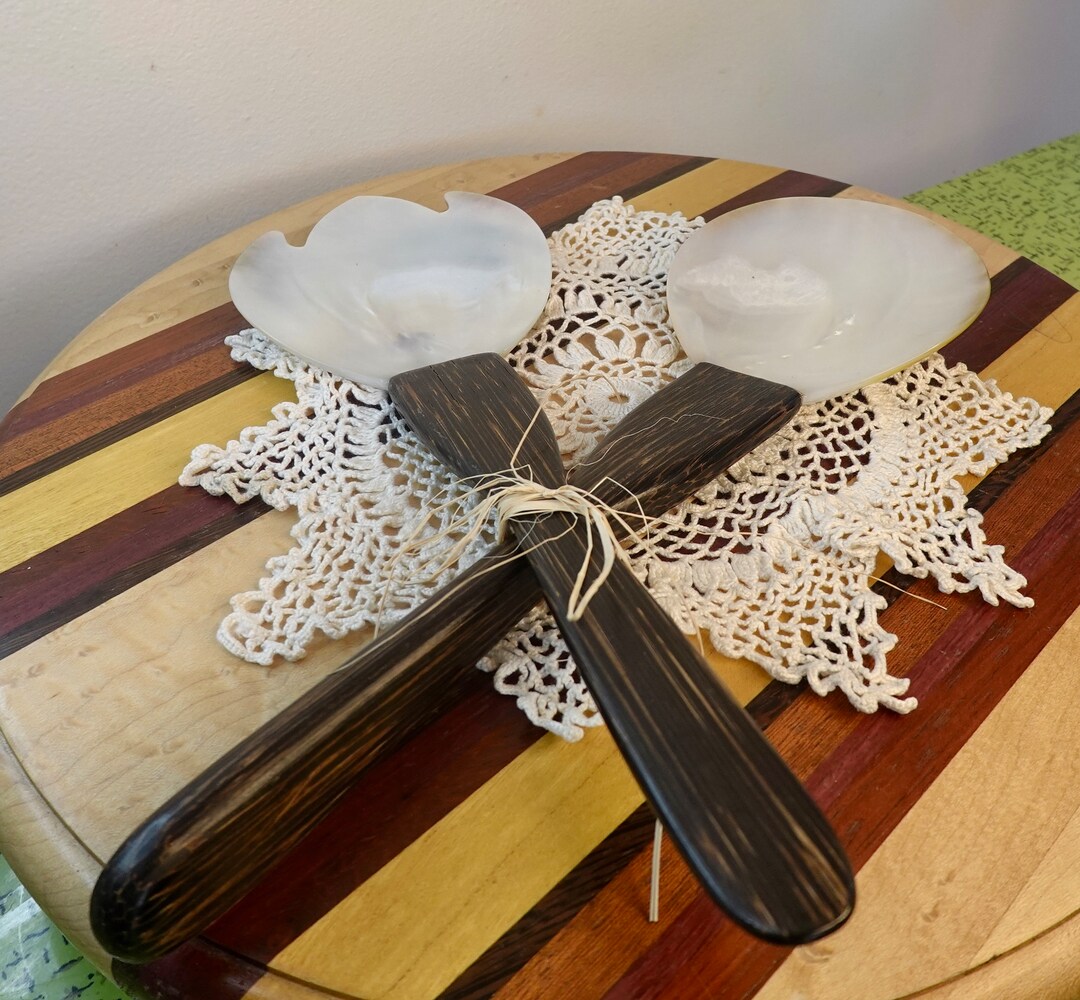 Set of 10 Mother of Pearl MOP Caviar Spoons with Green