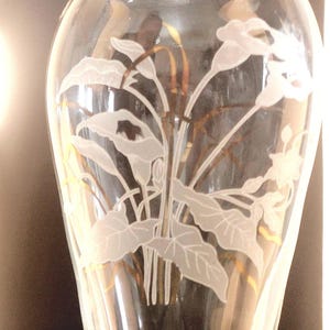 Vintage Böhmen Kristallvase: Goldborte Calla Lilie Radierung