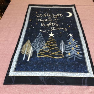 Christmas Holy Night Tree Stars Table Topper Wall Door Hanging Quilted Reversible Winter Blue Silver Snowflake Table Runner