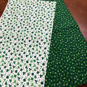 St Patrick’s Day Cotton Tablerunner Table Topper Cabinet Topper Green Shamrocks Table Runner