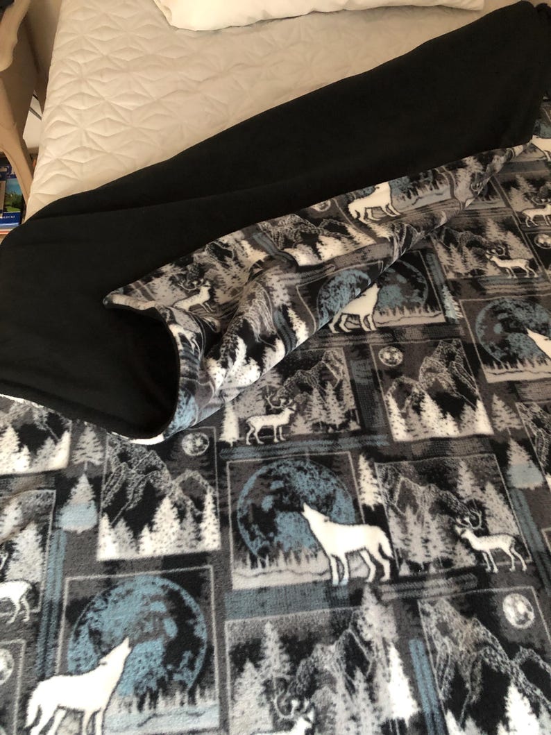 Wildlife Blankets Deer Moose Wolf Large Throws Cabin Woodland Double Sided Blanket image 2