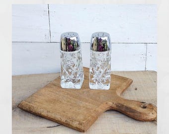 Vintage Anchor Hocking Salt and Pepper Shakers: Early American Prescut Star of David