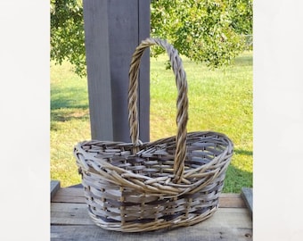 Vintage woven basket with handle.  Oval decorative basket.  Multi earth tone basket. Rustic woven basket.