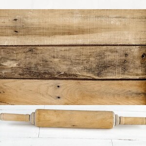 Vintage Wooden Rolling Pin: Rustic Kitchen Decor (18.5&quot;)