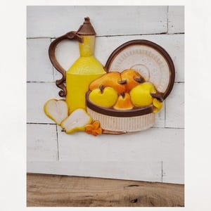 Vintage Homco syroco fruit plaque. Syroco kitchen wall decor.  Home interior kitchen plaque.  Retro kitchen decor.  Vintage kitchen