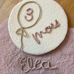 Cartes étapes en tricotin, cadeau de naissance, moi'nniversaire, étape "ma première année"