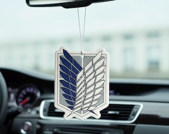 Ambientador para coche de Attack on Titan - Alas de la Libertad del Regimiento de Exploradores - Regalo de anime - Ambientador de coche Eren Jäger Pine