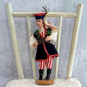 Vintage Polish Folk Doll – Traditional Krakowiak Costume – Wooden Stand – Striped Pants – Poland Cultural Collectible – Eastern Europe Decor