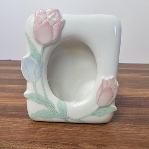 Vintage Ceramic Tulip Picture Frame, Pastel Floral Oval Photo Frame, Cottagecore Decor