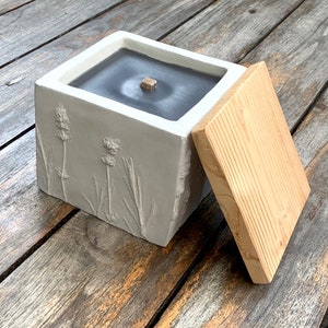 Concrete Bass Relief Eternal Candle &#39;Lavender&#39;