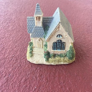 First Prairie Church Figurine 1992 Liberty Falls   Americana Collection