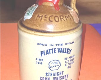 1974, Platte Valley Moonshine, botella pequeña de whisky de maíz puro, McCormick, vacía.