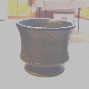 1940's, McCoy USA, black, swirl line, small, (5"), short, jardiniere, pedestal, mattte glaze, round