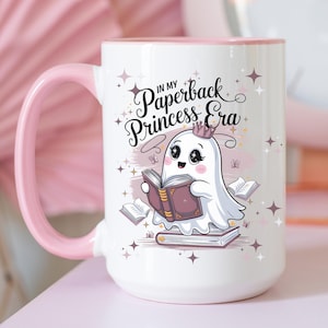 Tazza da lettura tascabile TBR, Simpatico fantasma nella mia era da principessa, Regalo per amanti dei libri Lettura accogliente, Club del libro con tazza da caffè, Tazza da libro Weekend del topo di biblioteca