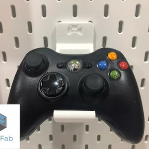 Game controller holder for Ikea Skadis pegboard