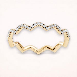 Zigzag Diamond Band Ring, Minimal Stackable, Moissanite, Lab Grown Gold Ring