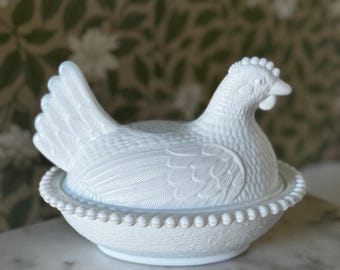 Vintage Indiana Glass Milk Glass Hen on Nest